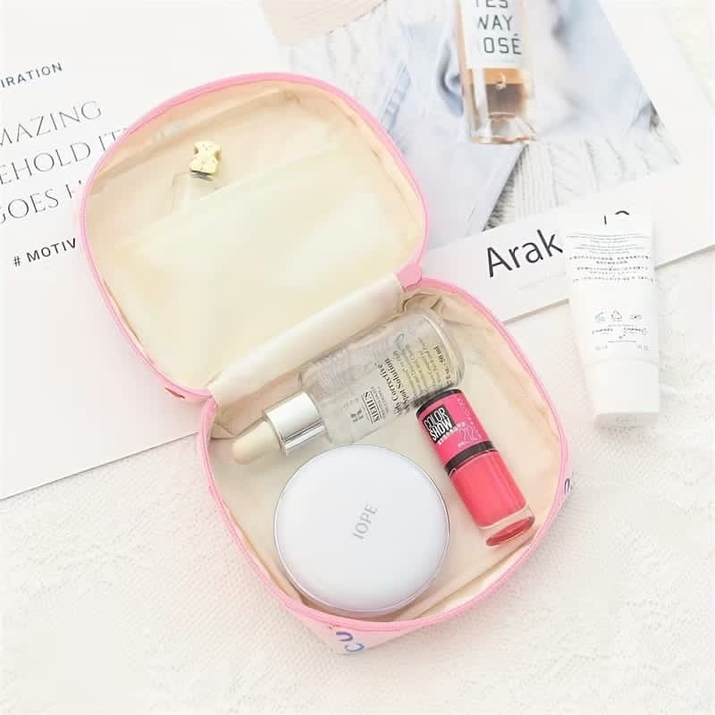 Cosmetiquera pequeña sanrio
