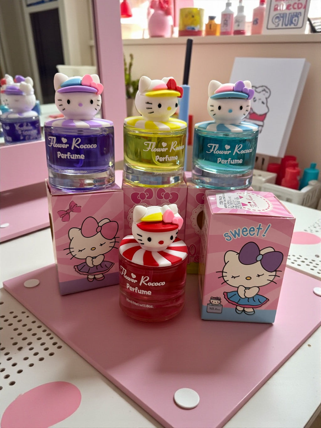 Perfume hello ketty cuadrado