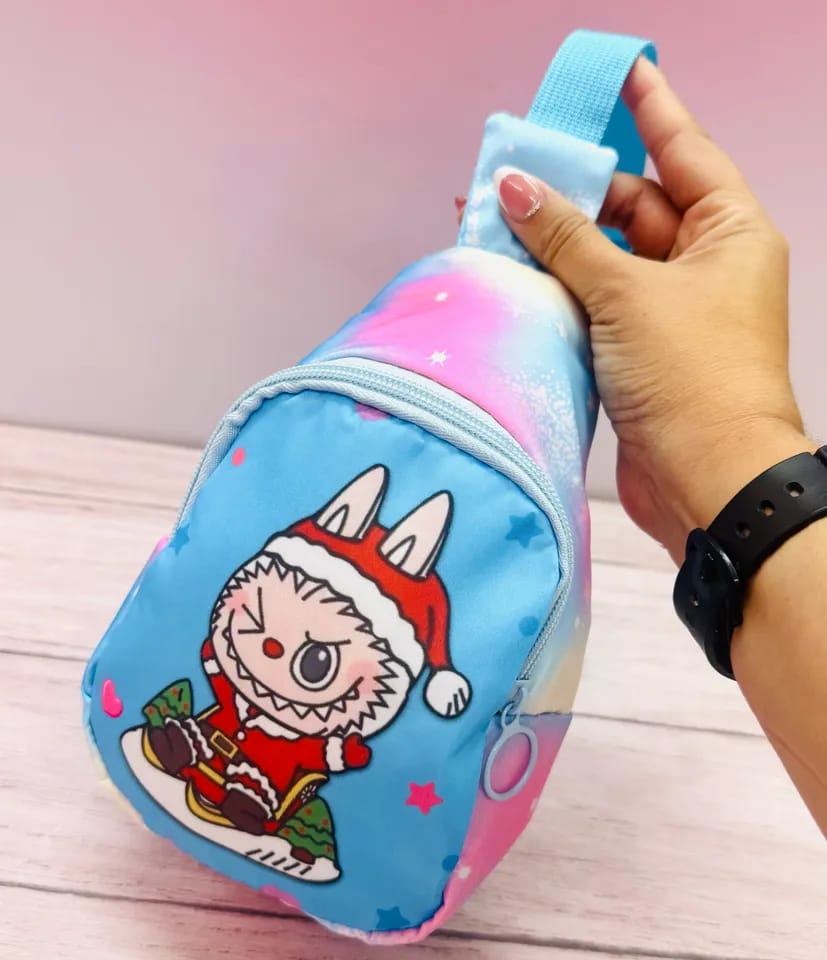 Bolso pechero labubu